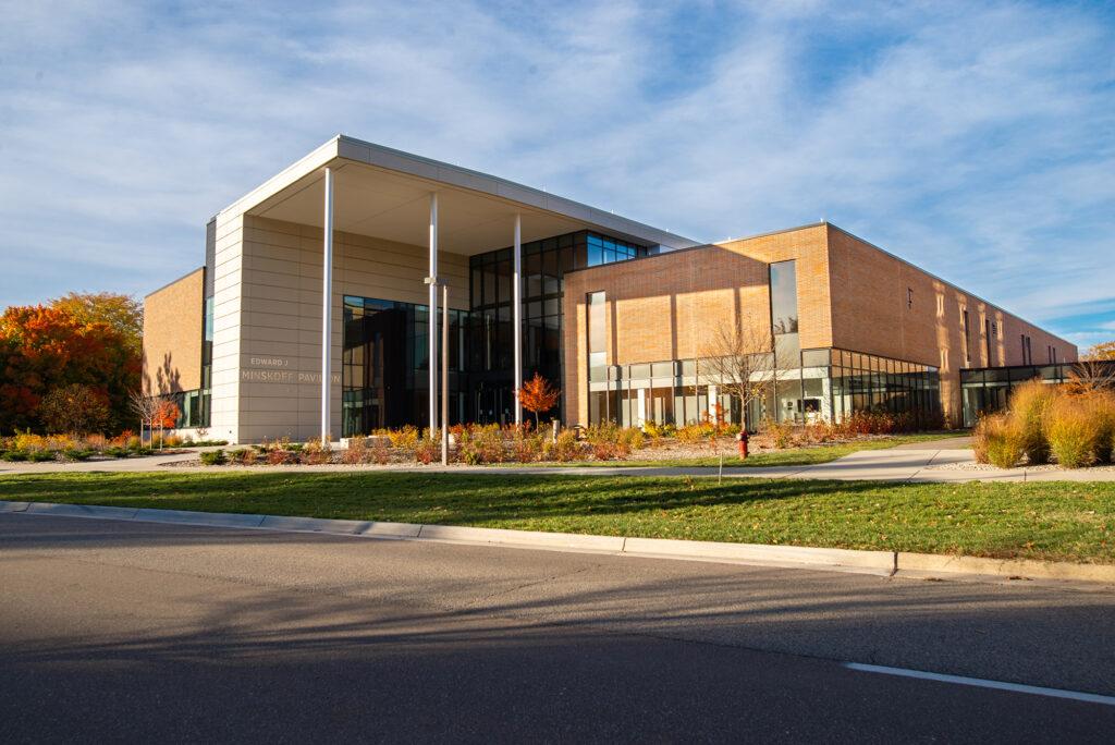 Minskoff Pavilion in the fall exterior image