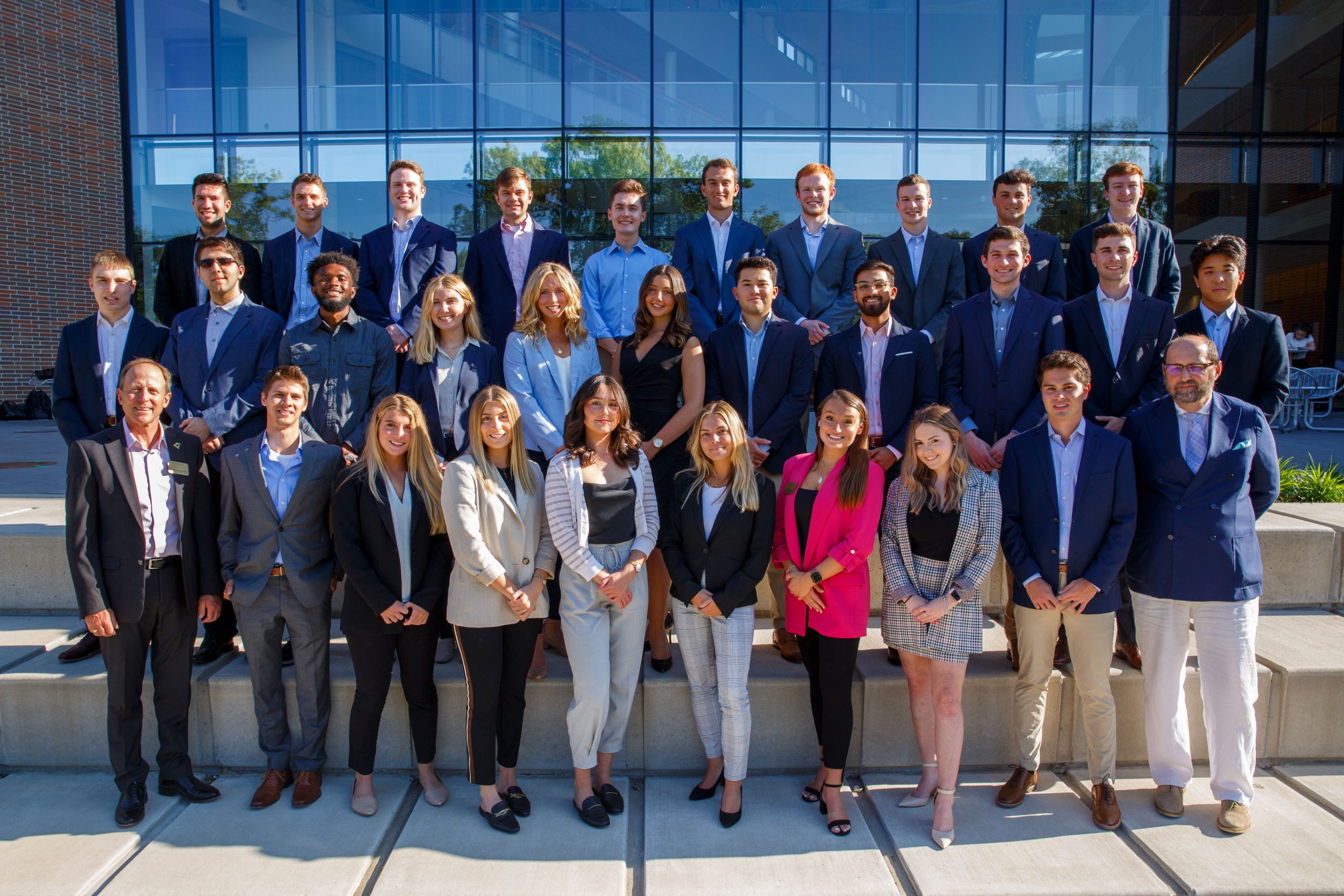 Group photo of Financial Markets Institute students 2021