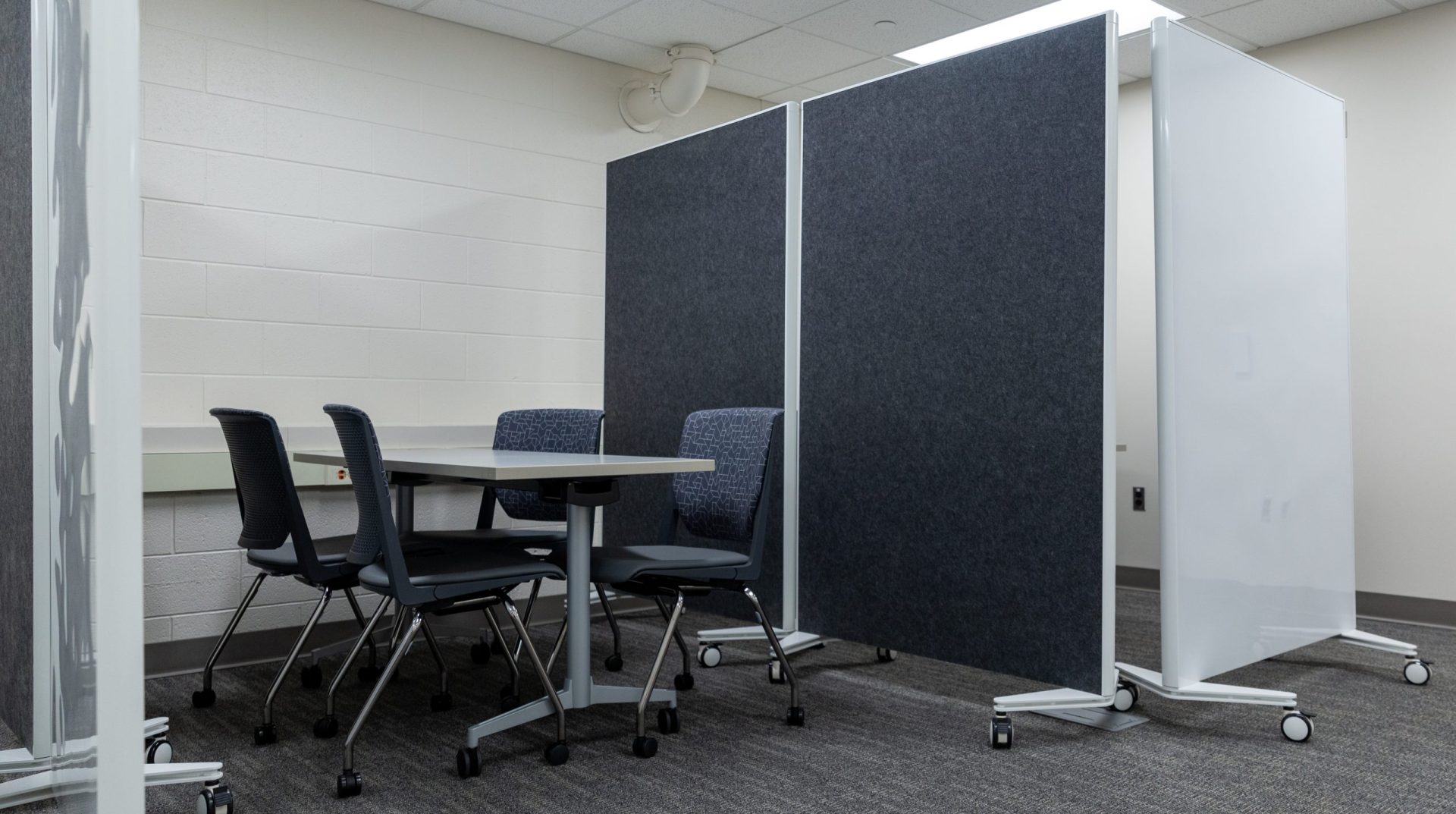 Broad Behavioral lab seating area