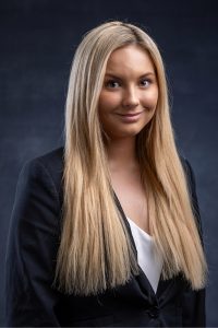 Megan Garter headshot