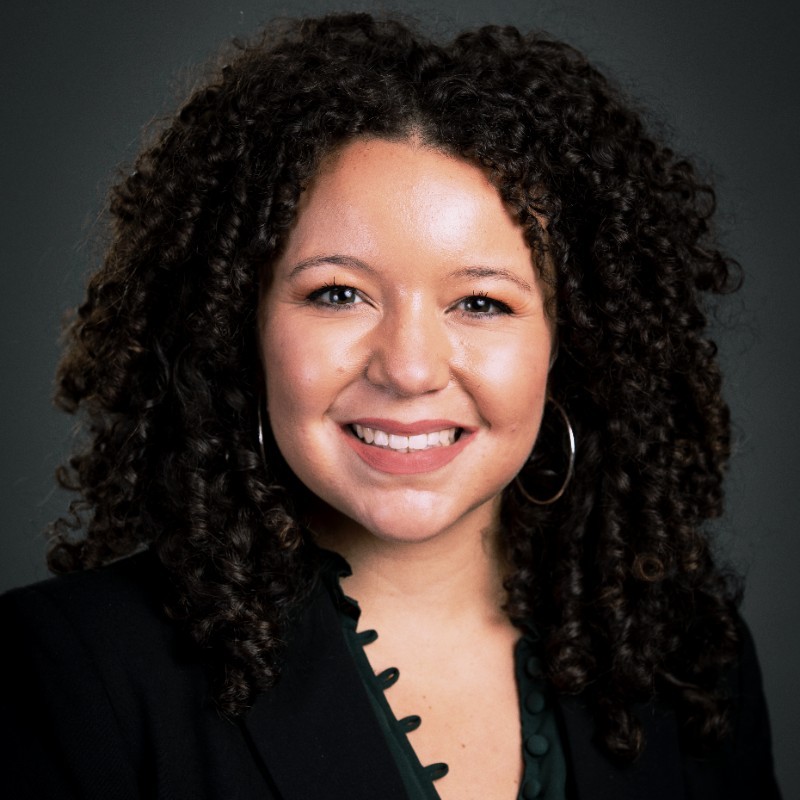 Melanie Minder headshot