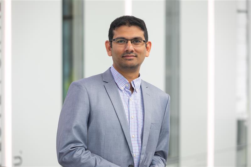 Headshot of Musaib Ashraf