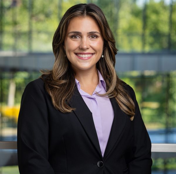 angela leach headshot