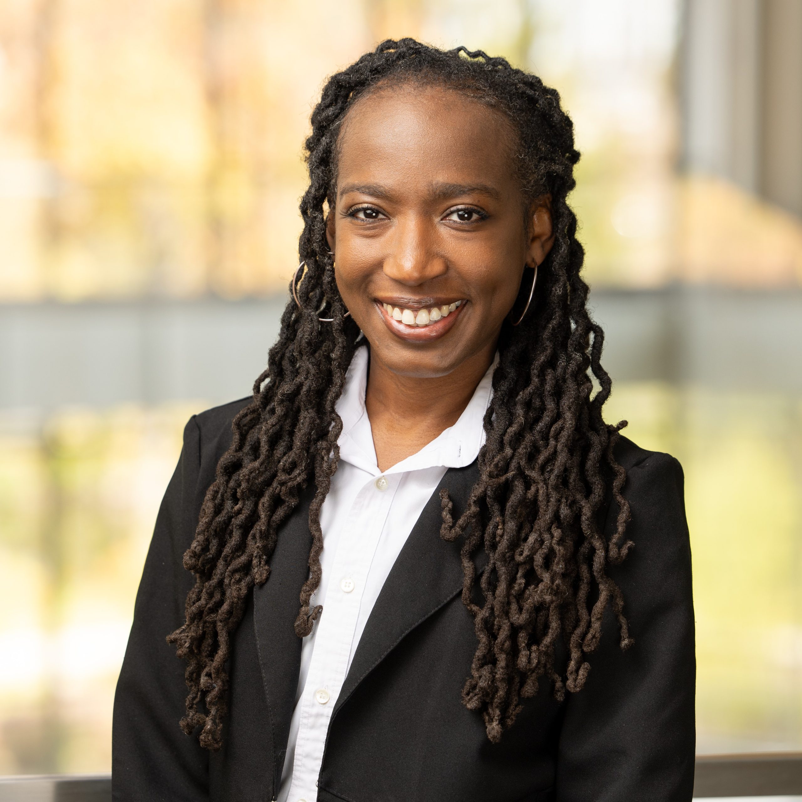 monique rollins mba headshot