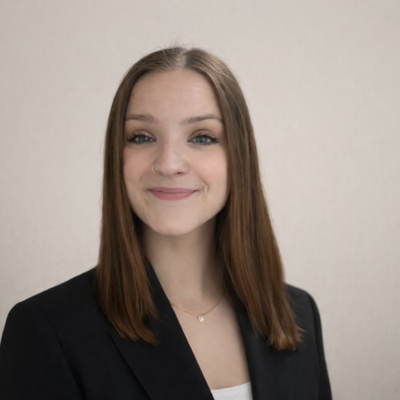 Professional headshot of Layla Dagle