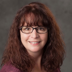 Andrea Bates Headshot