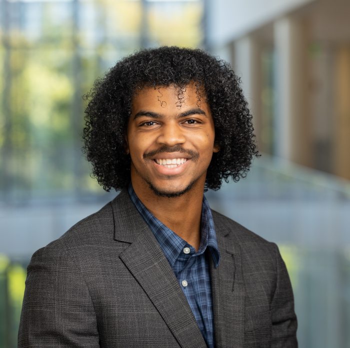 dyson mingo headshot